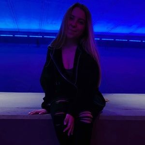 Meet your Posher, Mandy